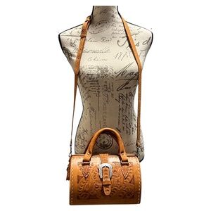 FORCE 10 CLASSIC Handmade Vintage Dr Style Full Grain Cowhide Scroll Tooled Bag